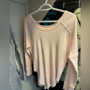 Brand aritzia , top